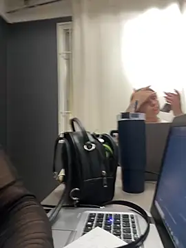 Emily Rivers  online show from 15, 10, 2025