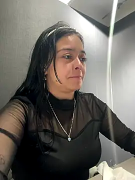 Emily Rivers  online show from 24, 11, 2025