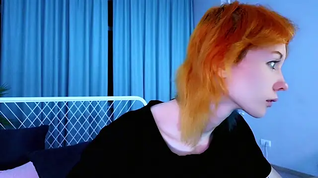 Snapshot of Kiara_Dream chatting on 4, 7, 2026 Kiara Dream online show from 4, 7, 2026