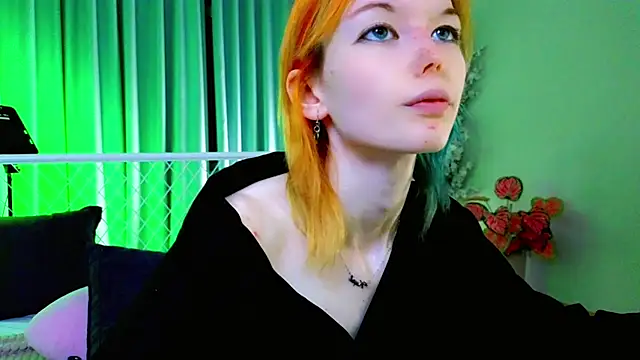 Snapshot of Kiara_Dream chatting on 16, 7, 2026 Kiara Dream online show from 16, 7, 2026