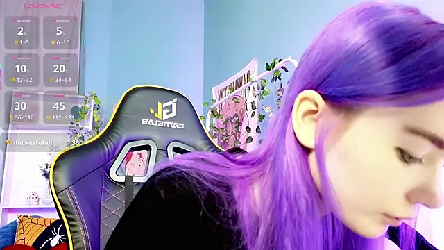 Kiara Dream online show from 5, 11, 2025