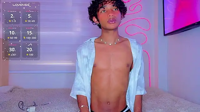 Snapshot of Aaron_Wiinter chatting on 13, 2, 2026 Aaron Wiinter online show from 13, 2, 2026