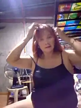 SexyHottMom online show from 18, 2, 2026