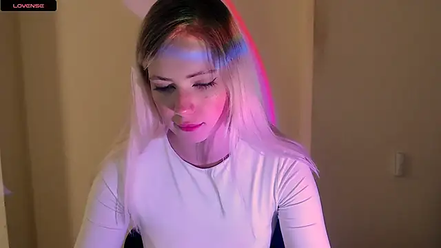 AliceHotty  online show from 27, 9, 2025