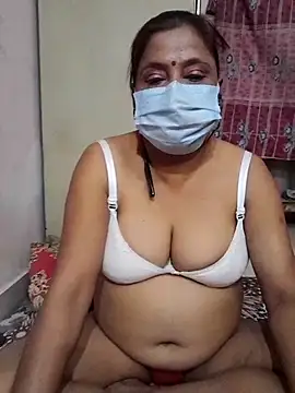 Snapshot of mature_mimi chatting on 6, 11, 2025 mature mimi online show from 6, 11, 2025