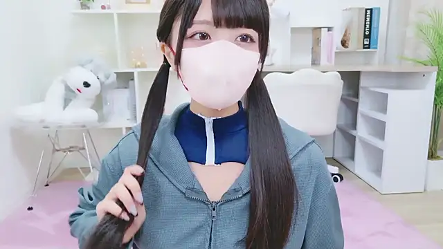 Reina Fcup online show from 19, 9, 2025