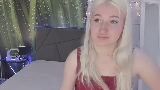 HollyTailors online show from 10, 4, 2026