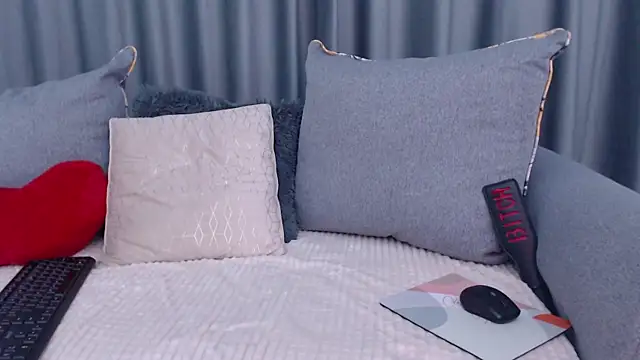 RPMVixen online show from 15, 2, 2026