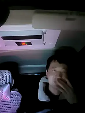 huanhuanaaaaa online show from 5, 2, 2026