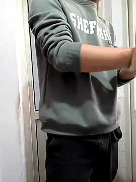 huanhuanaaaaa online show from 12, 11, 2025