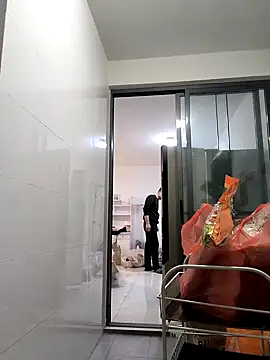 huanhuanaaaaa online show from 4, 3, 2026