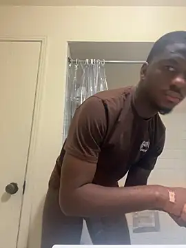 Snapshot of ThickDic28 chatting on 28, 2, 2026 ThickDic28 online show from 28, 2, 2026