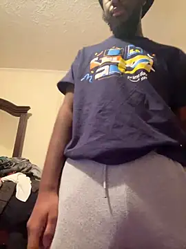 Snapshot of ThickDic28 chatting on 5, 10, 2025 ThickDic28 online show from 5, 10, 2025