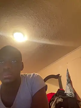 Snapshot of ThickDic28 chatting on 25, 2, 2026 ThickDic28 online show from 25, 2, 2026