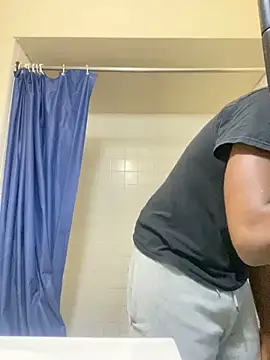 Snapshot of ThickDic28 chatting on 1, 10, 2025 ThickDic28 online show from 1, 10, 2025