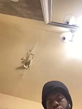 Snapshot of ThickDic28 chatting on 19, 10, 2025 ThickDic28 online show from 19, 10, 2025