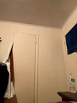 Snapshot of ThickDic28 chatting on 25, 10, 2025 ThickDic28 online show from 25, 10, 2025