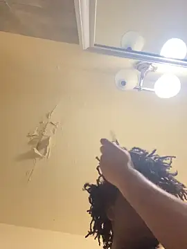 Snapshot of ThickDic28 chatting on 9, 11, 2025 ThickDic28 online show from 9, 11, 2025