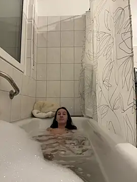 Emilia Mausi online show from 7, 2, 2026