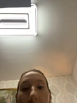 Emilia Mausi online show from 4, 12, 2025