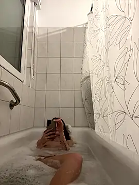 Emilia Mausi online show from 12, 1, 2026