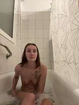 Emilia Mausi online show from 7, 1, 2026