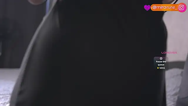 Snapshot of Mirarune chatting on 10, 9, 2025 Mirarune online show from 10, 9, 2025