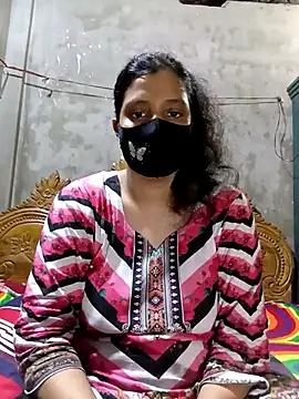 Rose-luckey online show from 9, 11, 2025