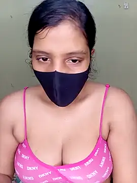 Rose-luckey online show from 24, 10, 2025