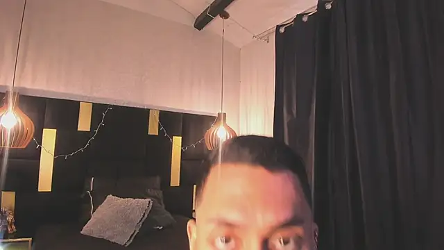 Lucio  Fox online show from 21, 12, 2025