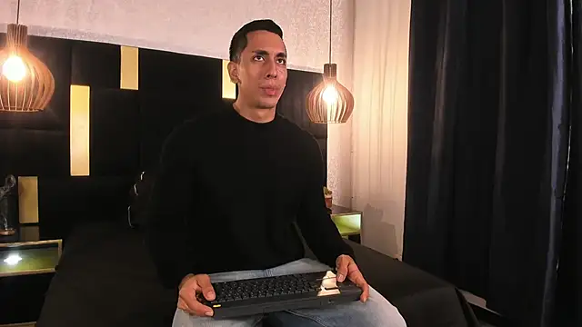 Lucio  Fox online show from 26, 3, 2026