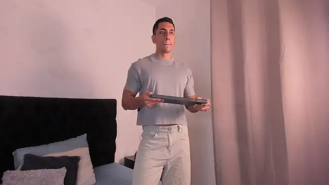 Lucio  Fox online show from 12, 11, 2025