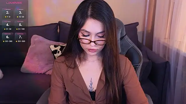 CarolineGuthrie online show from 11, 3, 2026