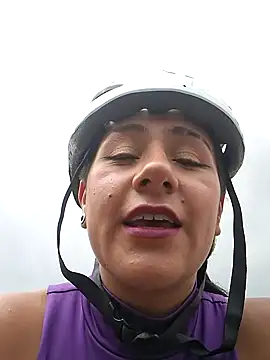 CAROLINE  07 online show from 20, 9, 2025