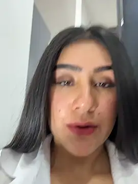 CAROLINE  07 online show from 10, 7, 2026