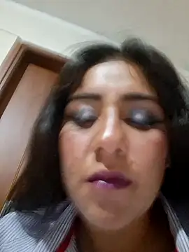 CAROLINE  07 online show from 13, 11, 2025