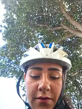 CAROLINE  07 online show from 22, 3, 2026