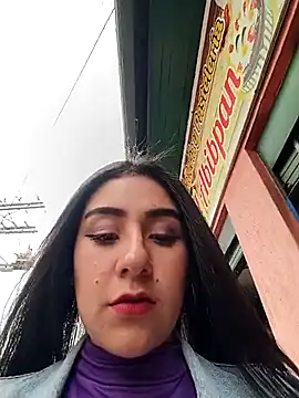 CAROLINE  07 online show from 4, 7, 2026
