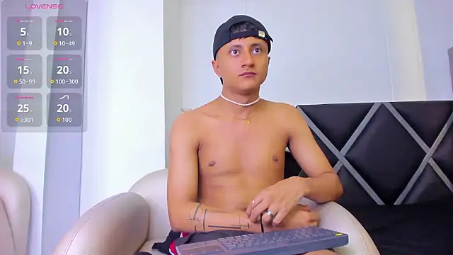  Leohot  online show from 28, 2, 2026