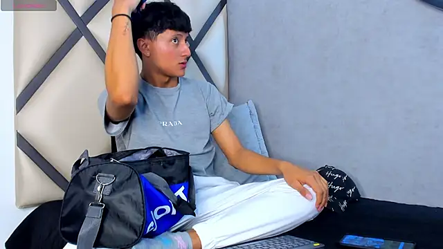  Leohot  online show from 10, 10, 2025