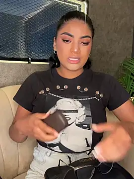 Carly Monroe  online show from 18, 10, 2025