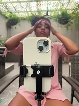 Carly Monroe  online show from 20, 9, 2025