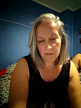 Snapshot of Feelineducentre chatting on 21, 9, 2025 Feelineducentre online show from 21, 9, 2025