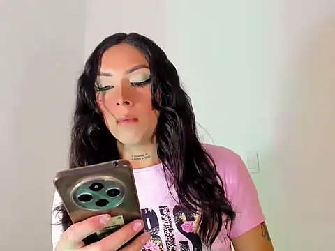 Megan Gil  online show from 19, 9, 2025