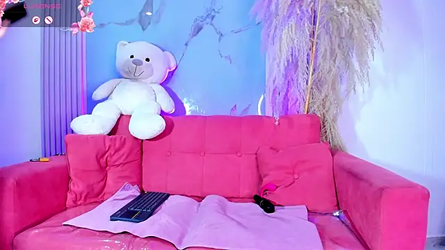 ivonyMiller online show from 20, 12, 2025