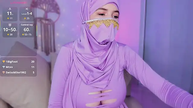 Snapshot of salma_isawwii chatting on 13, 9, 2025 salma isawwii online show from 13, 9, 2025