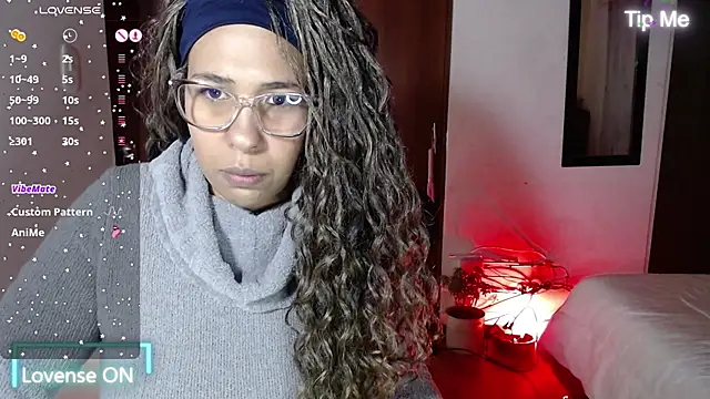 IVONNE COLLINS33 online show from 19, 3, 2026