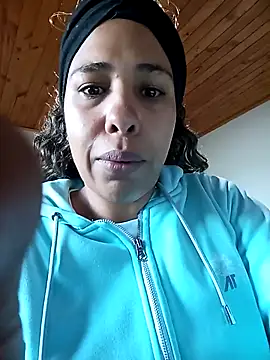 Snapshot of IVONNE_COLLINS33 chatting on 9, 2, 2026 IVONNE COLLINS33 online show from 9, 2, 2026