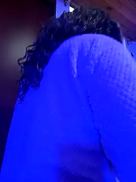 IVONNE COLLINS33 online show from 24, 3, 2026