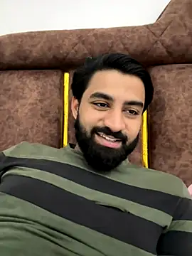 hottestboy03 online show from 4, 11, 2025